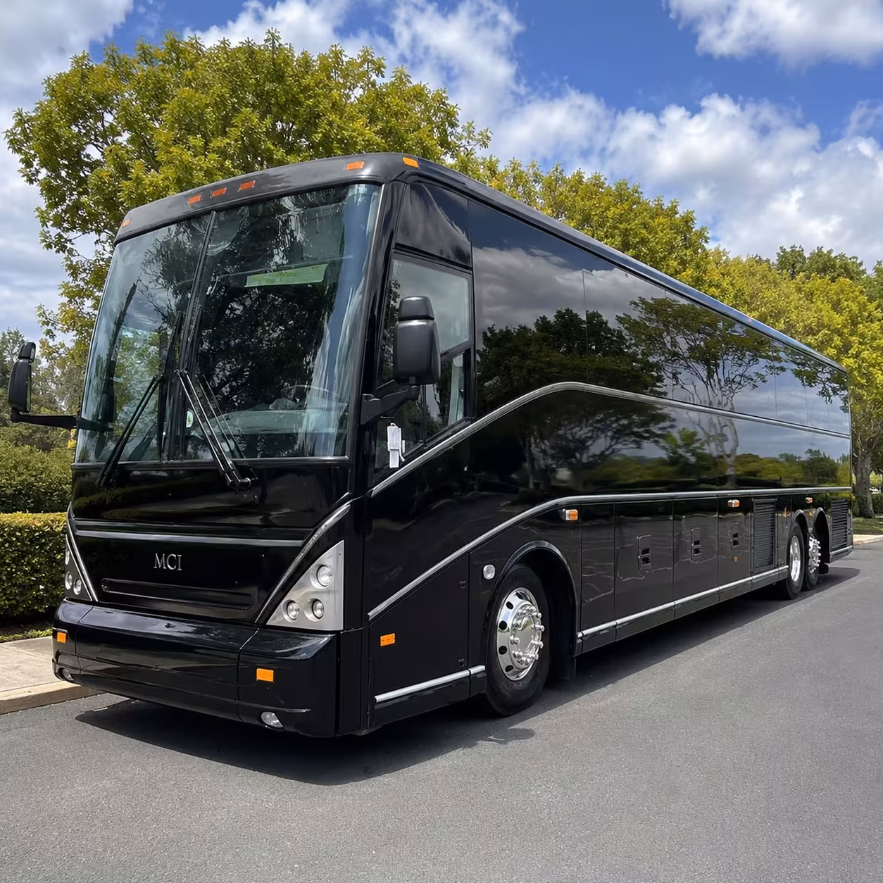 tracy charter bus rentals to sap center in san jose