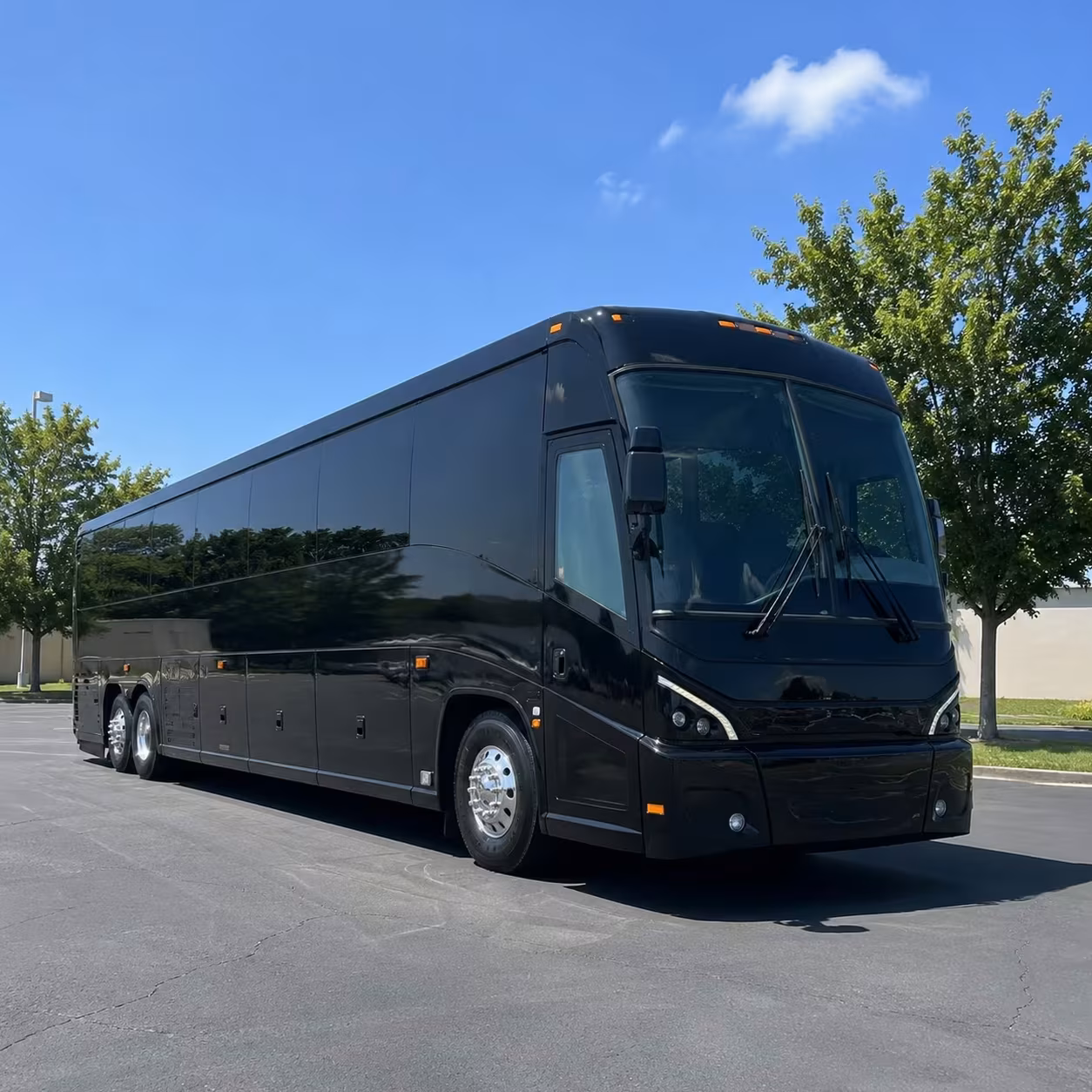 warehouse and distribution center employee shuttles in tracy